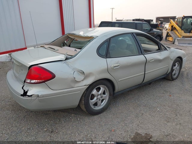 45712136 :رقم المزاد ، 1FAFP53U86A219007 vin ، 2006 Ford Taurus Se مزاد بيع