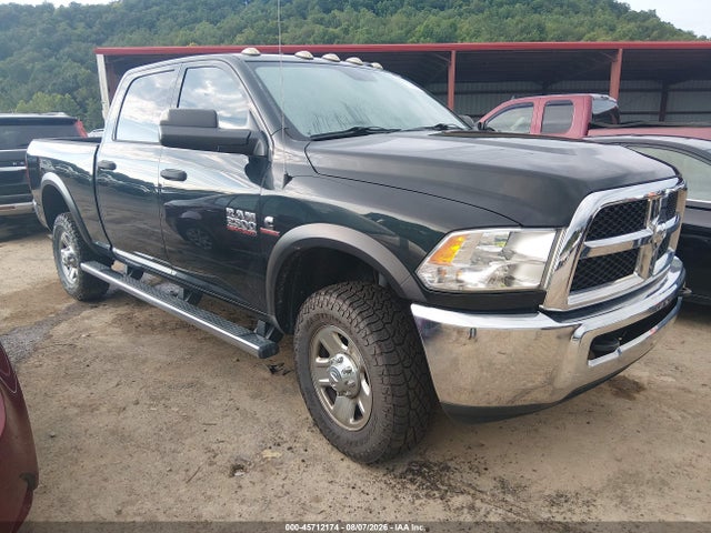 45712174 :رقم المزاد ، 3C6UR5CL2HG607042 vin ، 2017 Ram 2500 Tradesman  4x4 6'4 Box مزاد بيع