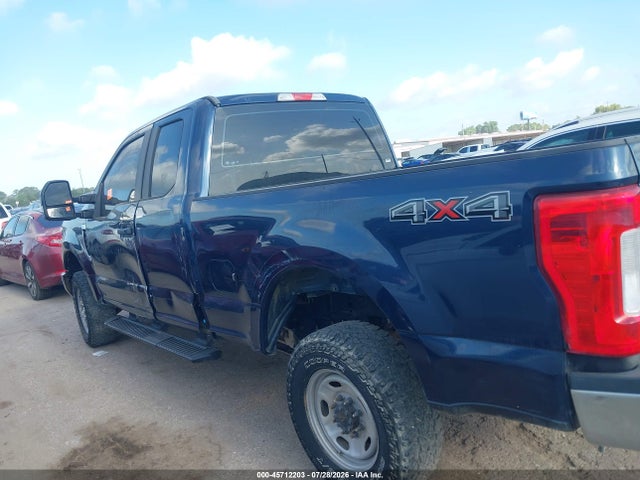 45712203 :رقم المزاد ، 1FT7X2B6XJEC69036 vin ، 2018 Ford F-250 Xl مزاد بيع