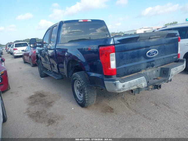 45712203 :رقم المزاد ، 1FT7X2B6XJEC69036 vin ، 2018 Ford F-250 Xl مزاد بيع