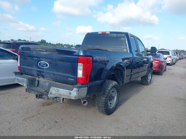45712203 :رقم المزاد ، 1FT7X2B6XJEC69036 vin ، 2018 Ford F-250 Xl مزاد بيع