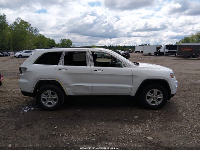 Продаж на аукціоні авто 2017 Jeep Grand Cherokee Laredo, vin: 1C4RJFAGXHC962772, номер лоту: 45712233