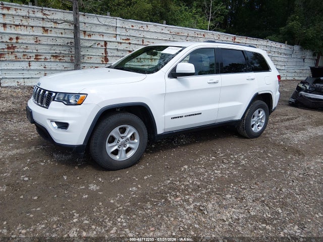 Продаж на аукціоні авто 2017 Jeep Grand Cherokee Laredo, vin: 1C4RJFAGXHC962772, номер лоту: 45712233
