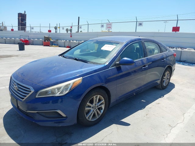Hyundai Sonata 2017 5NPE24AF1HH543219 Image 2