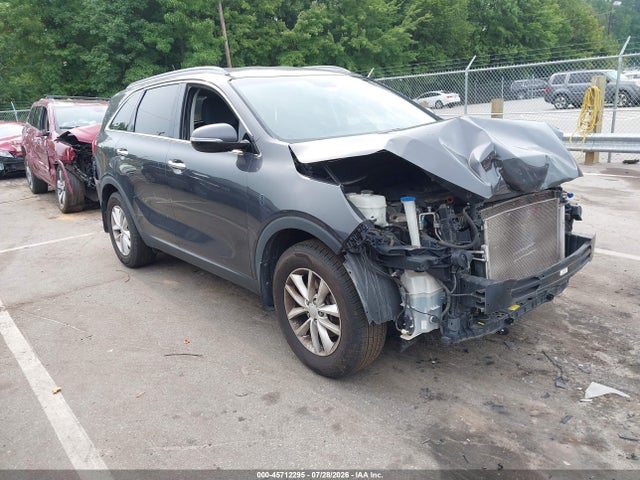 Продаж на аукціоні авто 2017 Kia Sorento 2.4l Lx, vin: 5XYPG4A35HG208214, номер лоту: 45712295