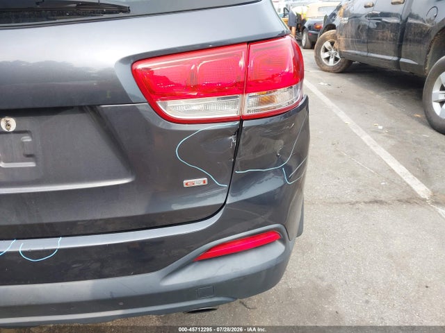 Продажа на аукционе авто 2017 Kia Sorento 2.4l Lx, vin: 5XYPG4A35HG208214, номер лота: 45712295