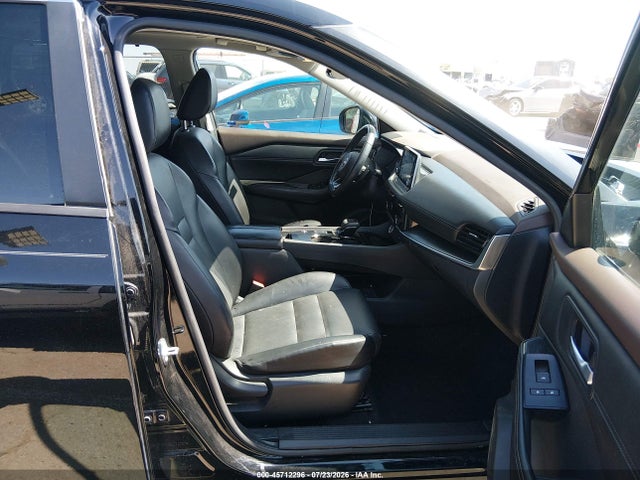 Продаж на аукціоні авто 2022 Nissan Rogue Sv Fwd, vin: 5N1BT3BA2NC712227, номер лоту: 45712296