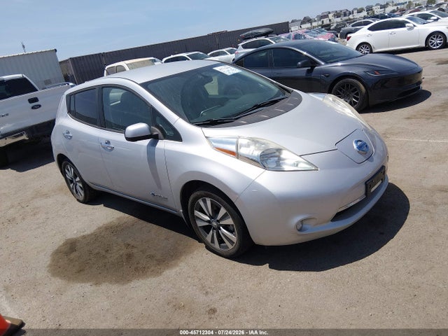 45712304 :رقم المزاد ، 1N4AZ0CP9FC323690 vin ، 2015 Nissan Leaf Sv مزاد بيع
