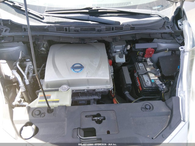 45712304 :رقم المزاد ، 1N4AZ0CP9FC323690 vin ، 2015 Nissan Leaf Sv مزاد بيع