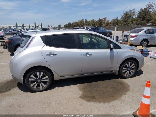 45712304 :رقم المزاد ، 1N4AZ0CP9FC323690 vin ، 2015 Nissan Leaf Sv مزاد بيع