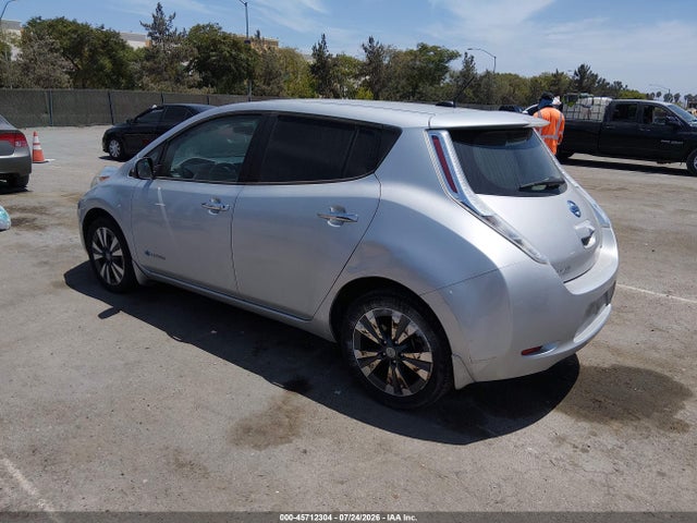 45712304 :رقم المزاد ، 1N4AZ0CP9FC323690 vin ، 2015 Nissan Leaf Sv مزاد بيع
