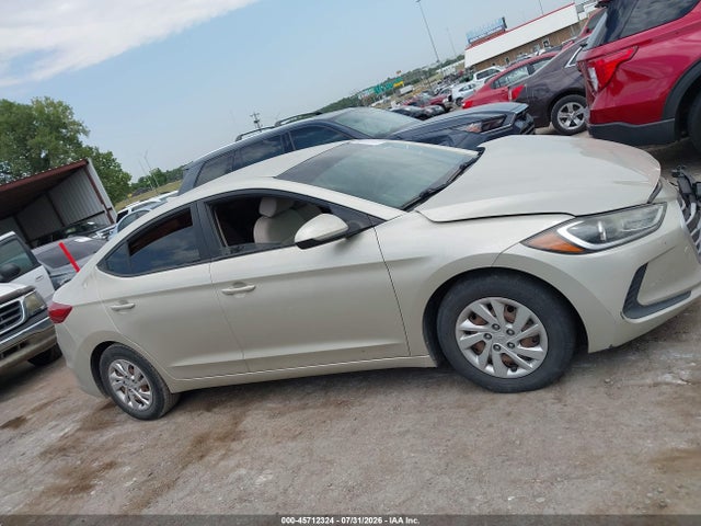 Продажа на аукционе авто 2017 Hyundai Elantra Se, vin: KMHD74LF7HU078716, номер лота: 45712324