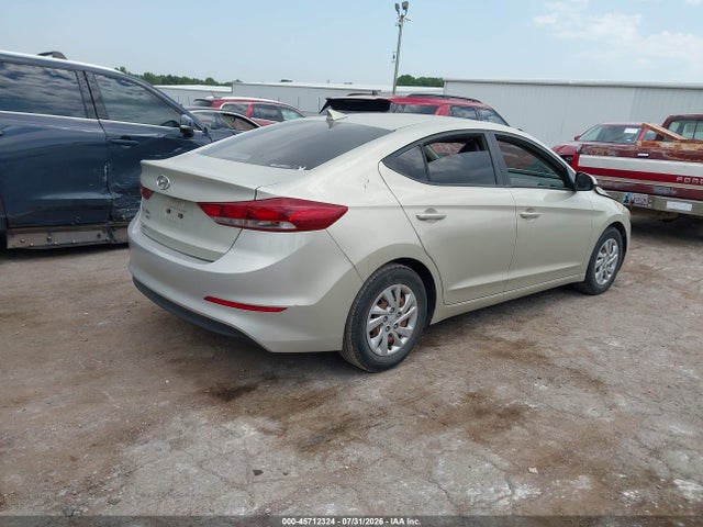 Продажа на аукционе авто 2017 Hyundai Elantra Se, vin: KMHD74LF7HU078716, номер лота: 45712324