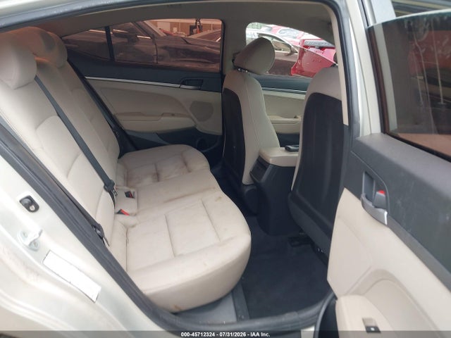 Продажа на аукционе авто 2017 Hyundai Elantra Se, vin: KMHD74LF7HU078716, номер лота: 45712324