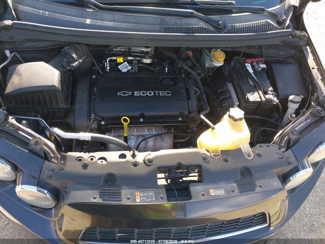 1G1JC5SHXF4169058 Chevrolet Sonic Lt Auto
