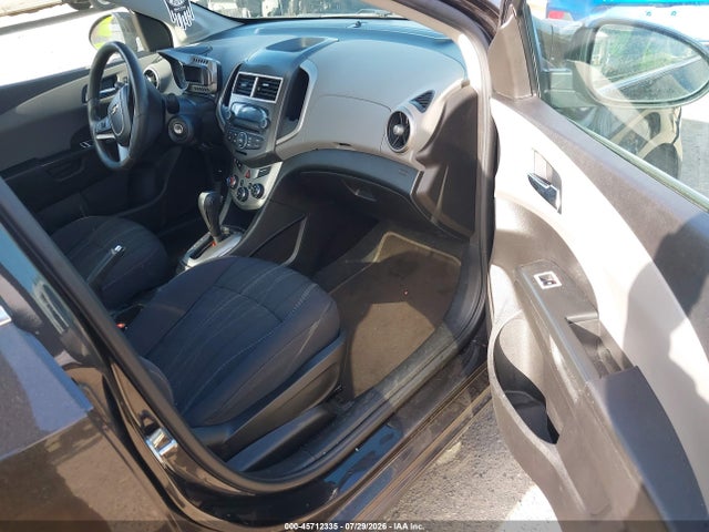 1G1JC5SHXF4169058 Chevrolet Sonic Lt Auto