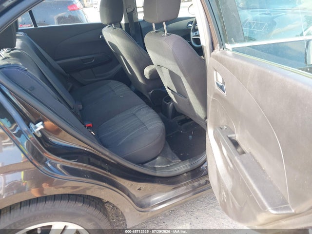 1G1JC5SHXF4169058 Chevrolet Sonic Lt Auto