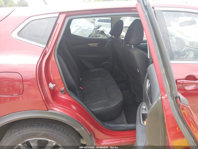 JN1BJ1CP0KW217359 Nissan Rogue Sport S