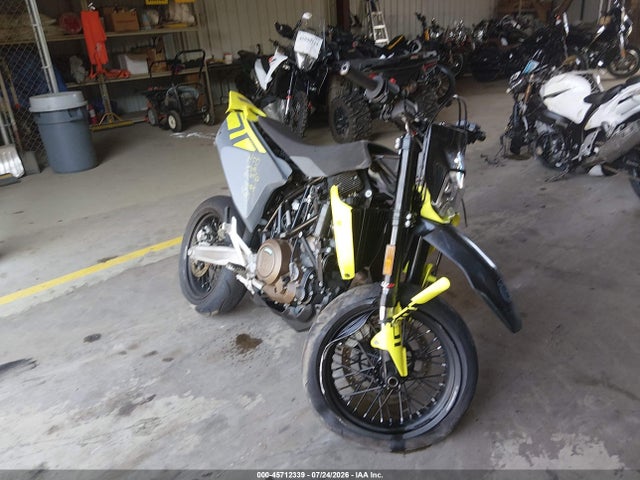 Husqvarna Supermoto 701 2023 VBKUSV408PM757328 zdjęcie główne