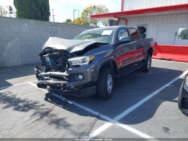 5TFAX5GN3GX053453 Toyota Tacoma Sr5