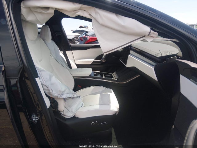 Продаж на аукціоні авто 2023 Tesla Model X Plaid Tri Motor All-wheel Drive, vin: 7SAXCBE69PF395440, номер лоту: 45712536