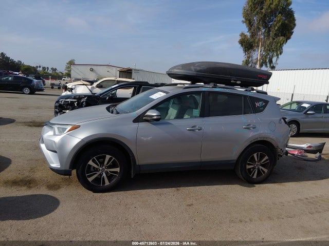 Toyota Rav4 Xle 2017 2T3RFREV9HW643260 Image 15