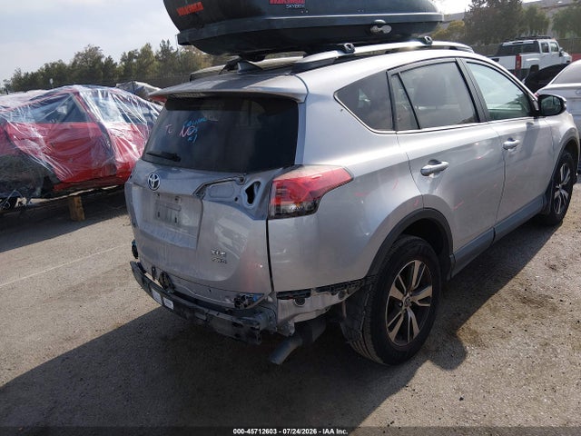 Toyota Rav4 Xle 2017 2T3RFREV9HW643260 Image 18