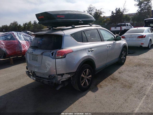 Toyota Rav4 Xle 2017 2T3RFREV9HW643260 Image 4