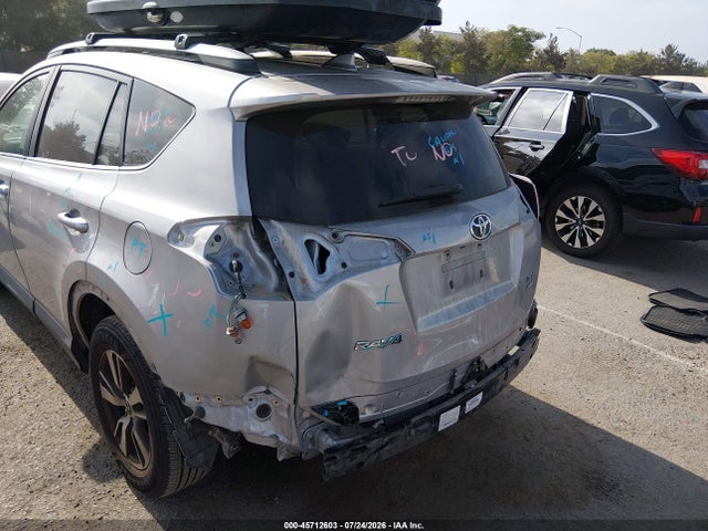 Toyota Rav4 Xle 2017 2T3RFREV9HW643260 Image 6