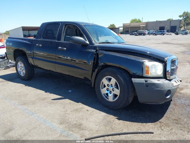 45712605 :رقم المزاد ، 1D7HW48N95S271732 vin ، 2005 Dodge Dakota Slt مزاد بيع