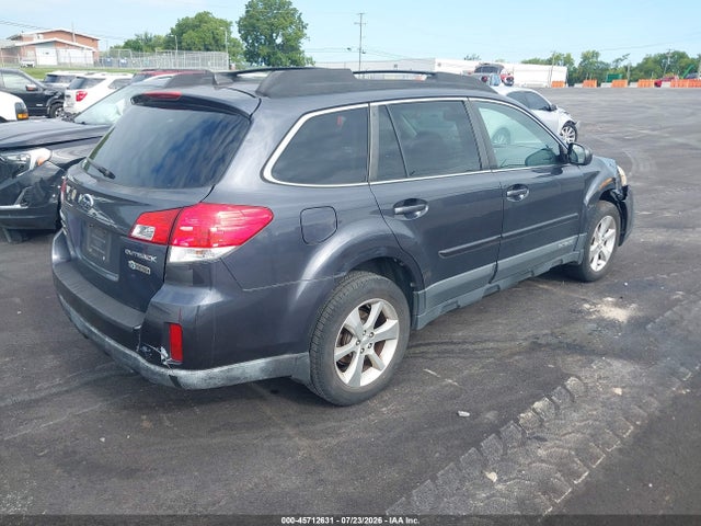 Продажа на аукционе авто 2013 Subaru Outback 2.5i Limited, vin: 4S4BRCKC8D3223796, номер лота: 45712631