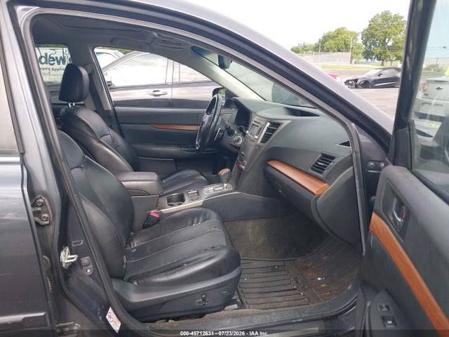 Продажа на аукционе авто 2013 Subaru Outback 2.5i Limited, vin: 4S4BRCKC8D3223796, номер лота: 45712631