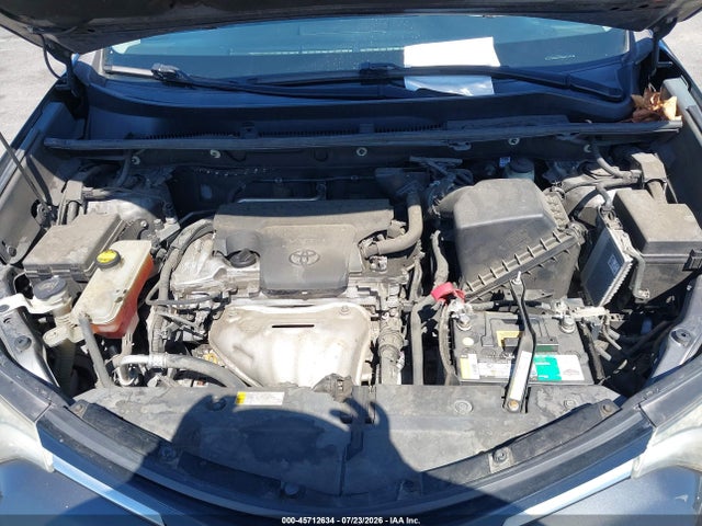 2T3WFREV7GW262413 Toyota Rav4 Xle