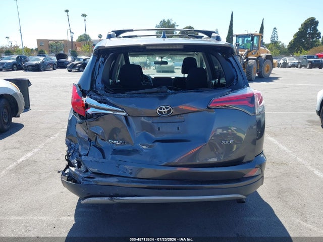 2T3WFREV7GW262413 Toyota Rav4 Xle