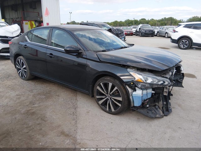 Продажа на аукционе авто 2021 Nissan Altima Sr Intelligent Awd, vin: 1N4BL4CW9MN384933, номер лота: 45712643
