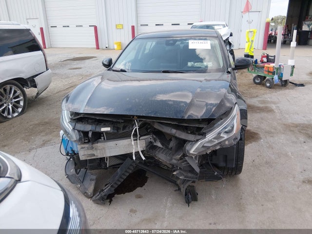 Продаж на аукціоні авто 2021 Nissan Altima Sr Intelligent Awd, vin: 1N4BL4CW9MN384933, номер лоту: 45712643