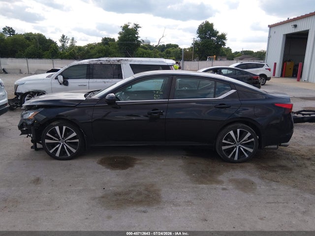 Продаж на аукціоні авто 2021 Nissan Altima Sr Intelligent Awd, vin: 1N4BL4CW9MN384933, номер лоту: 45712643