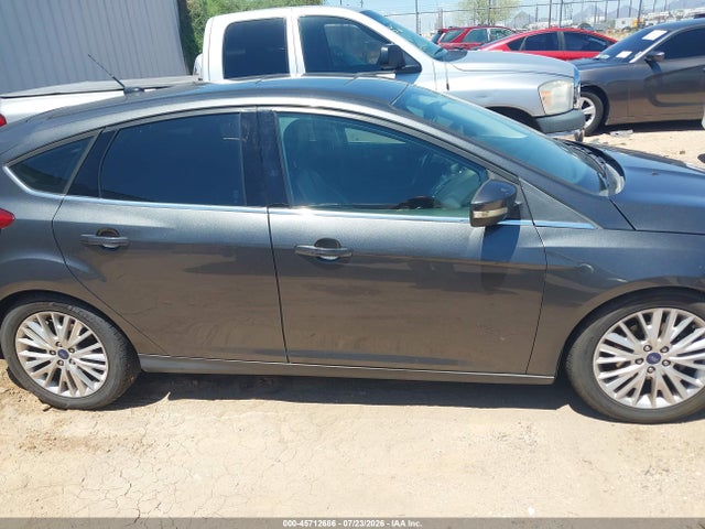 Ford Focus Titanium 2016 1FADP3N26GL407392 Image 13