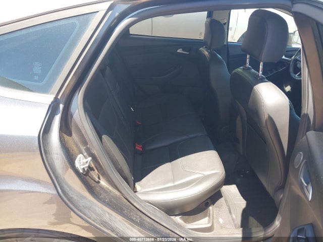 Ford Focus Titanium 2016 1FADP3N26GL407392 Image 8