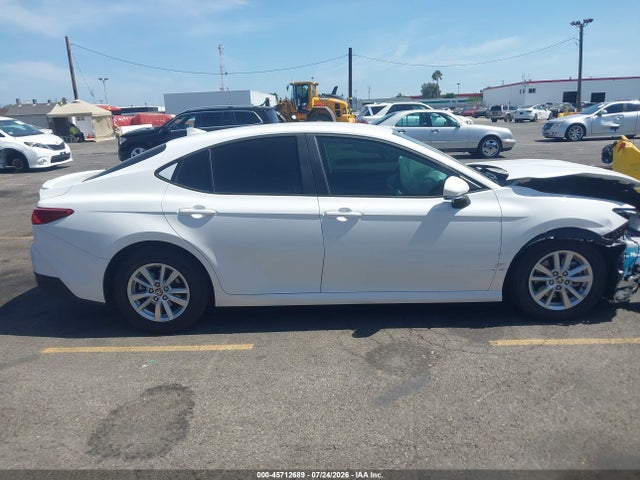 4T1DAACK5SU135077 Toyota CAMRY LE