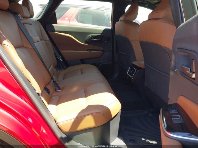 JTDACAAJ6T3040840 Toyota Crown Signia Limited