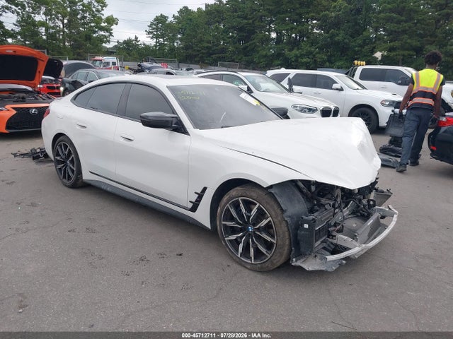 Продаж на аукціоні авто 2022 Bmw M440i Gran Coupe Xdrive, vin: WBA13AW00NFM18214, номер лоту: 45712711