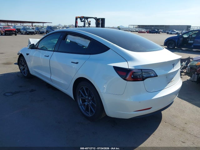 Tesla Model 3 Standard Range Plus Rear-wheel Drive 2021 5YJ3E1EA3MF994320 Image 3