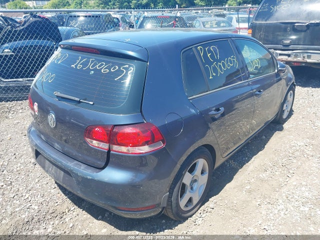 45712723 :رقم المزاد ، WVWDB7AJ2CW322295 vin ، 2012 Volkswagen Golf 2.5l 4-door مزاد بيع