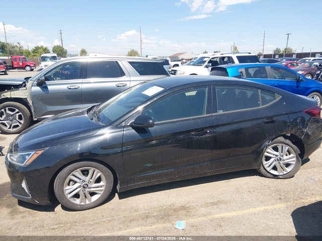 2020 Hyundai Elantra Sel მანქანა იყიდება აუქციონზე, vin: 5NPD84LF8LH551950, აუქციონის ნომერი: 45712741