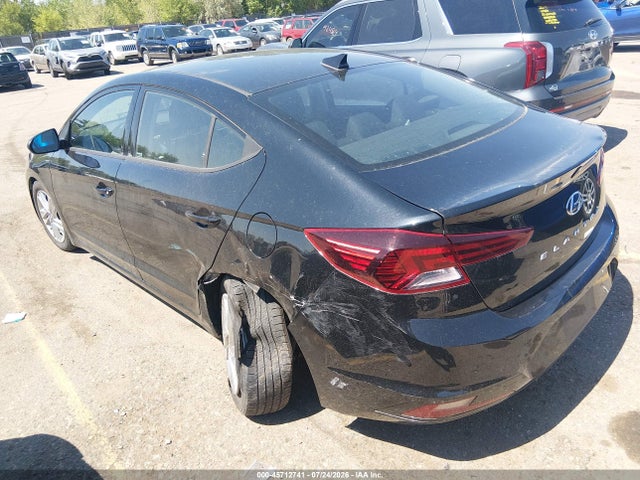 2020 Hyundai Elantra Sel მანქანა იყიდება აუქციონზე, vin: 5NPD84LF8LH551950, აუქციონის ნომერი: 45712741