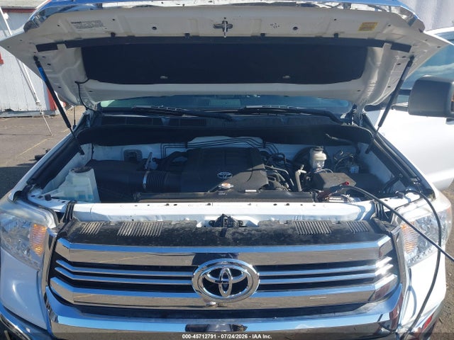 Продаж на аукціоні авто 2016 Toyota Tundra Sr5 5.7l V8, vin: 5TFDY5F18GX540463, номер лоту: 45712791