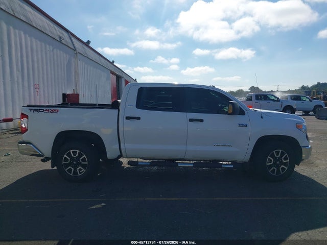 Продаж на аукціоні авто 2016 Toyota Tundra Sr5 5.7l V8, vin: 5TFDY5F18GX540463, номер лоту: 45712791