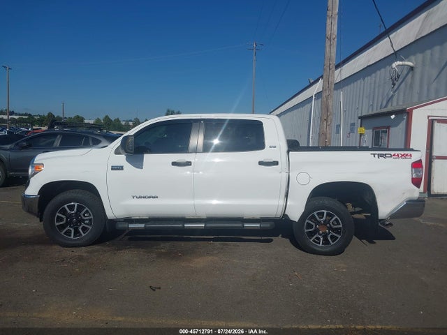 Продаж на аукціоні авто 2016 Toyota Tundra Sr5 5.7l V8, vin: 5TFDY5F18GX540463, номер лоту: 45712791