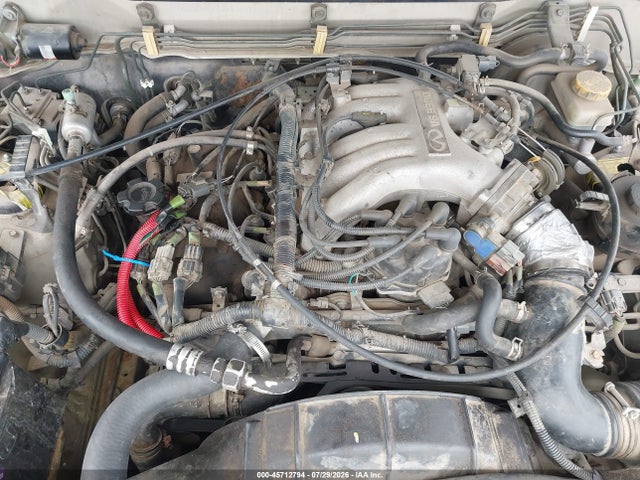 Продаж на аукціоні авто 1998 Infiniti Qx4, vin: JNRAR05Y5WW035275, номер лоту: 45712794